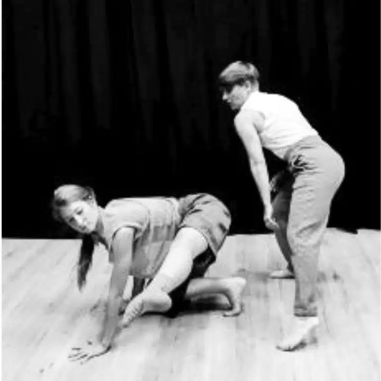 floorwork, danza, danza contemporanea, trabajo de suelo, academia de baile malaga, release technique