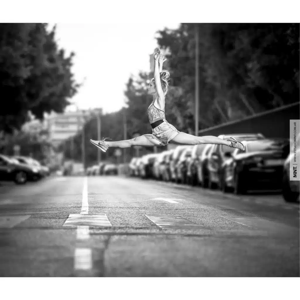 floorwork, danza, danza contemporanea, trabajo de suelo, academia de baile malaga, release technique